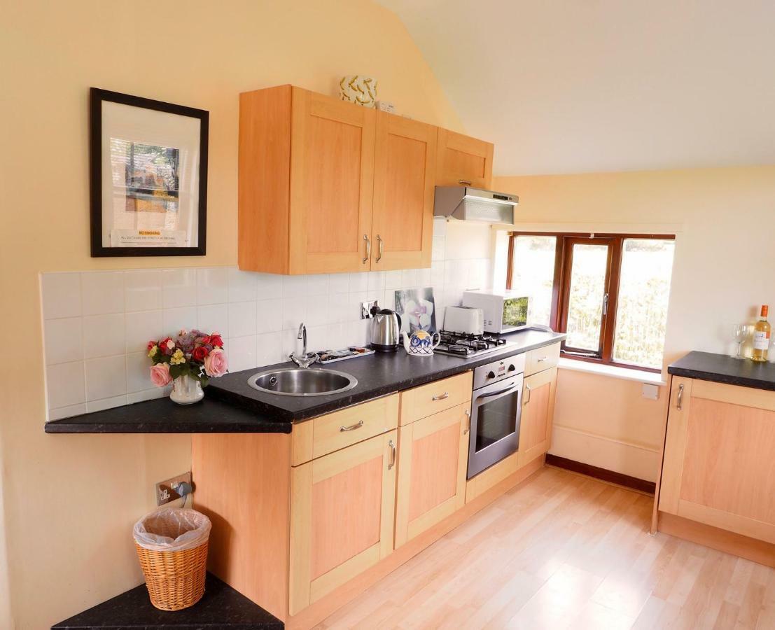 Swallow Cottage At Duffryn Mawr Cottages Hensol Exterior foto
